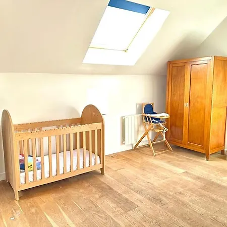 Stylish Country Loft One Hour From Paris Holiday home *