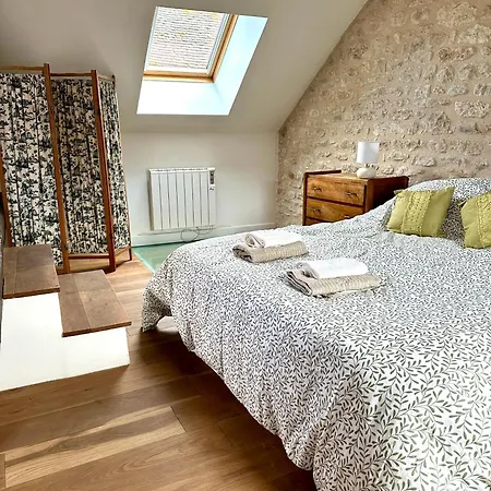 Holiday home Stylish Country Loft One Hour From Paris Chevrainvilliers