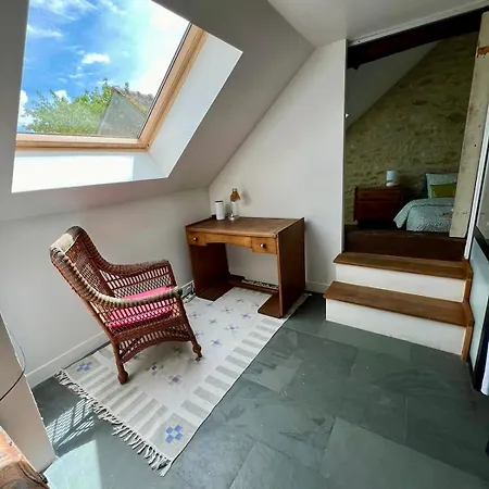 Stylish Country Loft One Hour From Paris Holiday home *